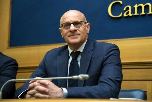 FdI: oggi Rampelli a ‘Bar Italia’ nella tappa di San Felice Circeo