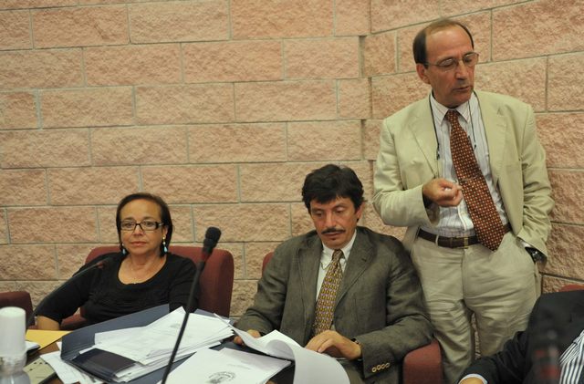 Promesse disattese, il Pd fa le pulci alla giunta Cozzolino