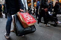 Saldi, oltre 12mila occasioni di lavoro nel retail