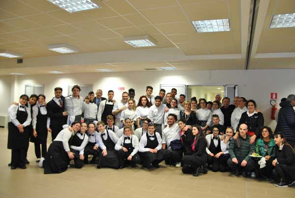 ''A tavola col produttore'', un successo allo Stendhal