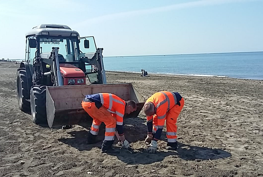 Campo di Mare, spiagge pulite  per il maxi ponte di Pasqua