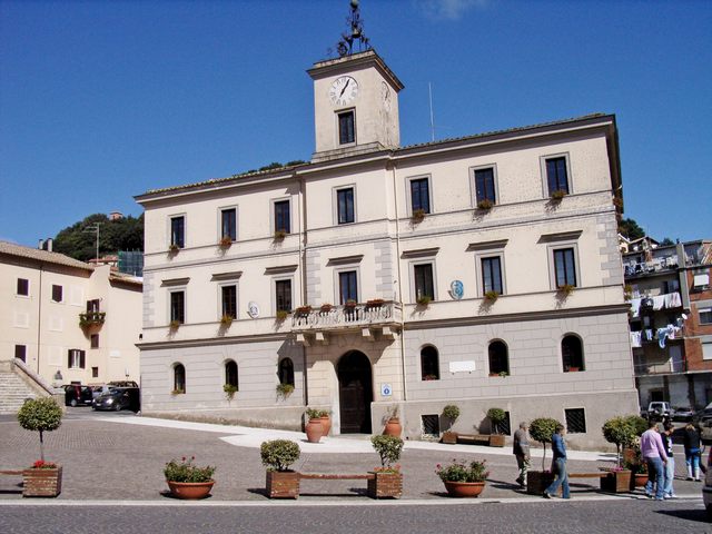 Allumiere, borse di studio: riaperti i termini