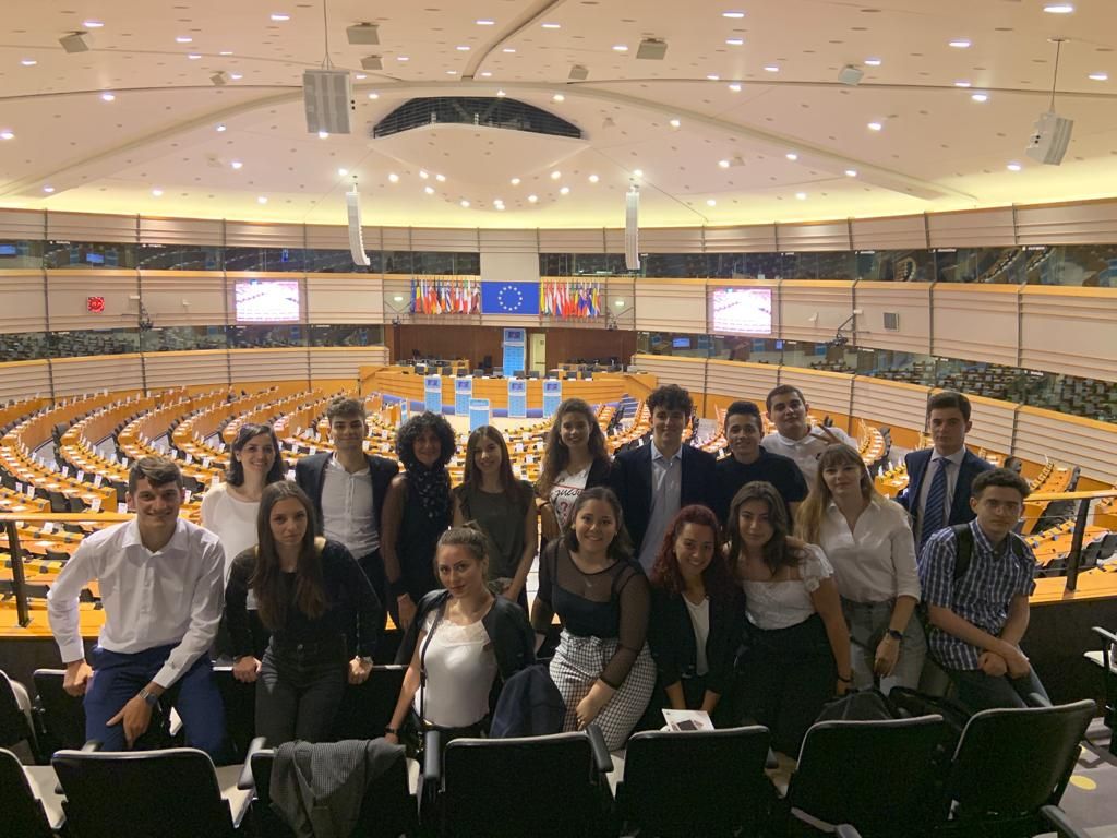 Quindici studenti del Marconi 21 giorni a Bruxelles