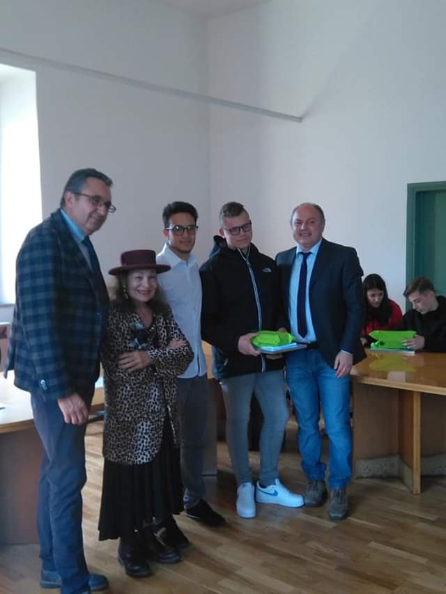 Premiate le eccellenze &nbsp;della scuola di Tolfa
