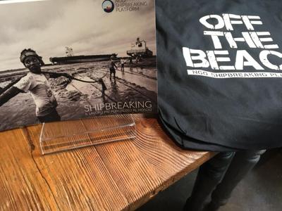 Navi, stop a smantellamento selvaggio