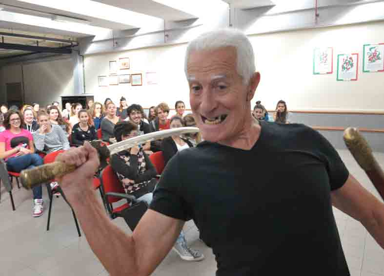 Studenti del Guglielmotti affascinati dalla scherma