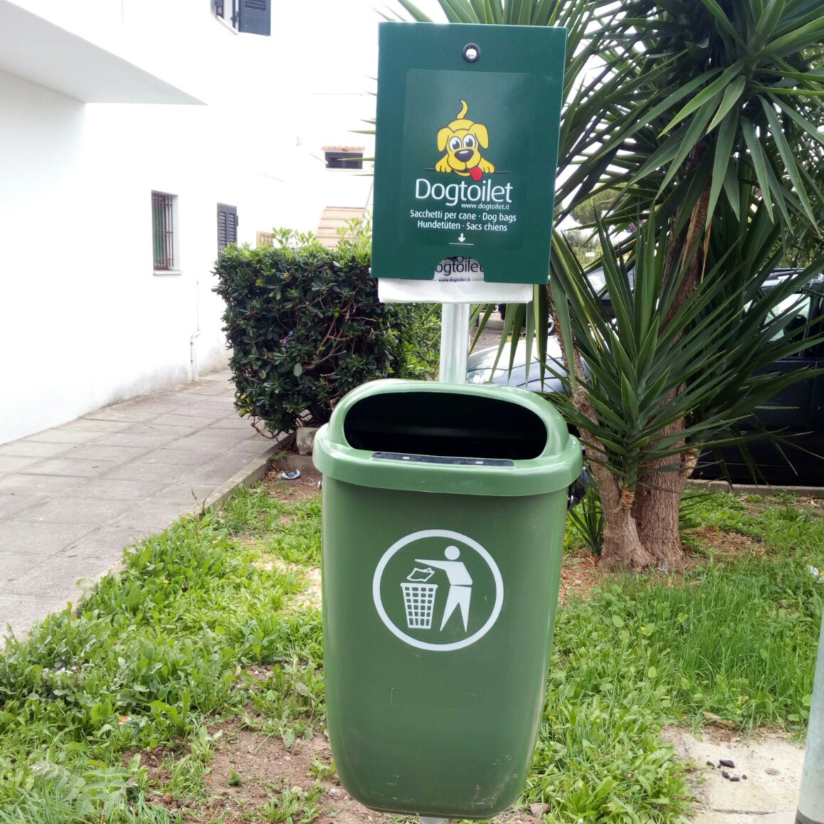 Ecco i nuovi dog-toilette per le deiezioni canine