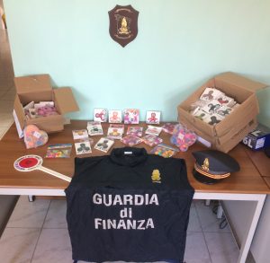 Guardia di Finanza: sequestrati 1700 giocattoli "hand spinner" contraffatti