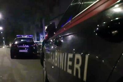 Un 17enne rapina farmacia e spara