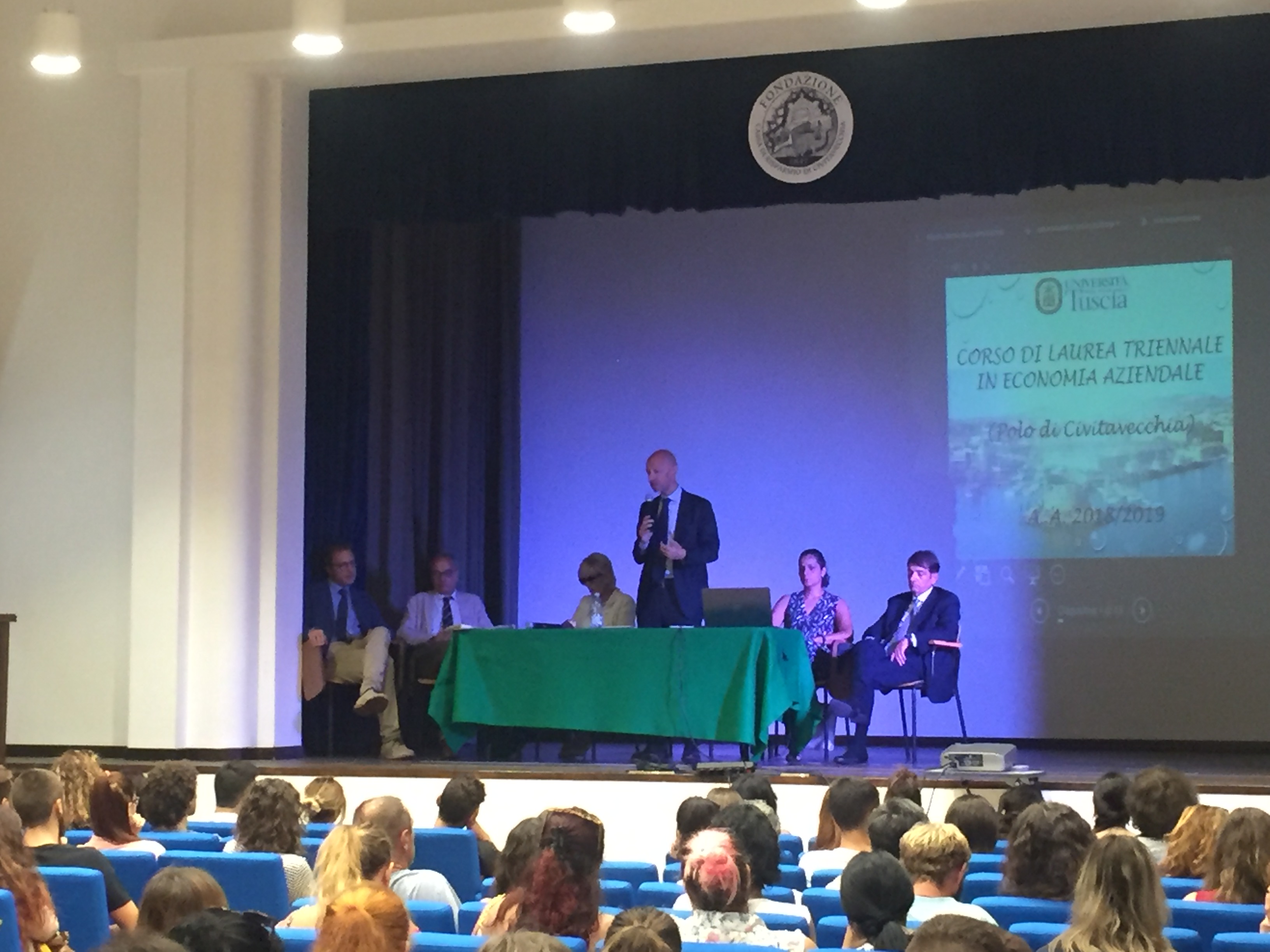 Consorzio universitario da record