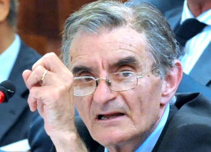 "Addio ad un uomo di rara intelligenza"