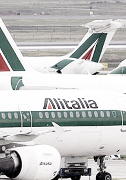 Alitalia, lo Stato non paga la quota degli stipendi