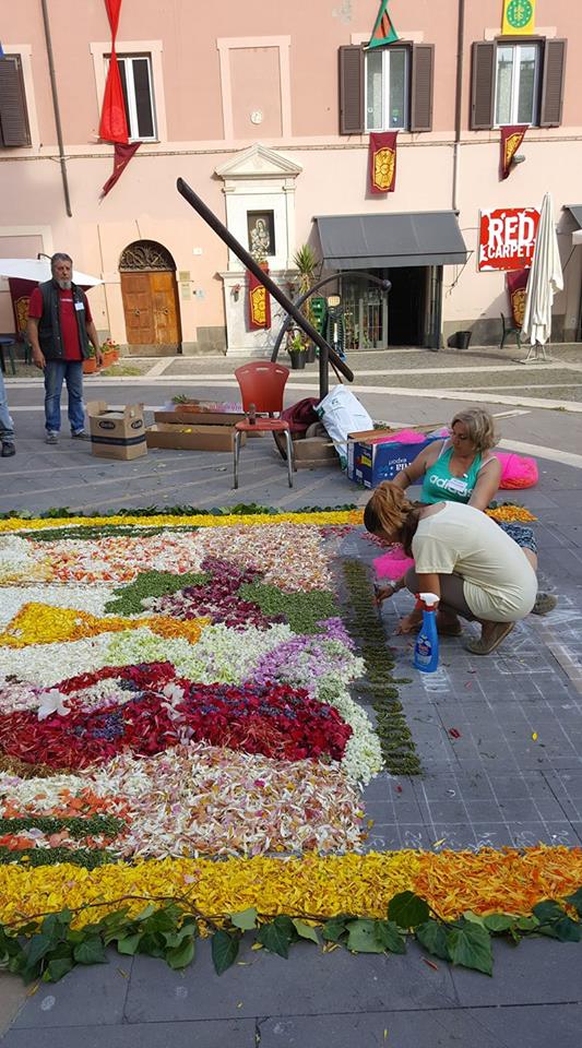 Un quadro floreale per il Corpus Domini