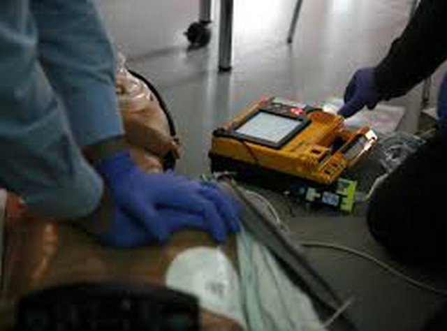 Donato un defibrillatore automatico all&rsquo;istituto comprensivo Ladispoli 3