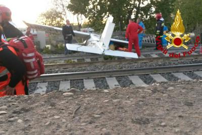 Aereo precipita su binari Alta velocit&agrave;