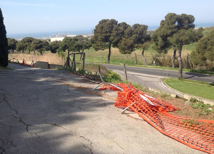 Cimitero nel degrado: la situazione peggiora