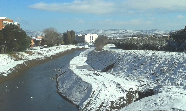 Neve sul fiume (foto Rosario Sasso)