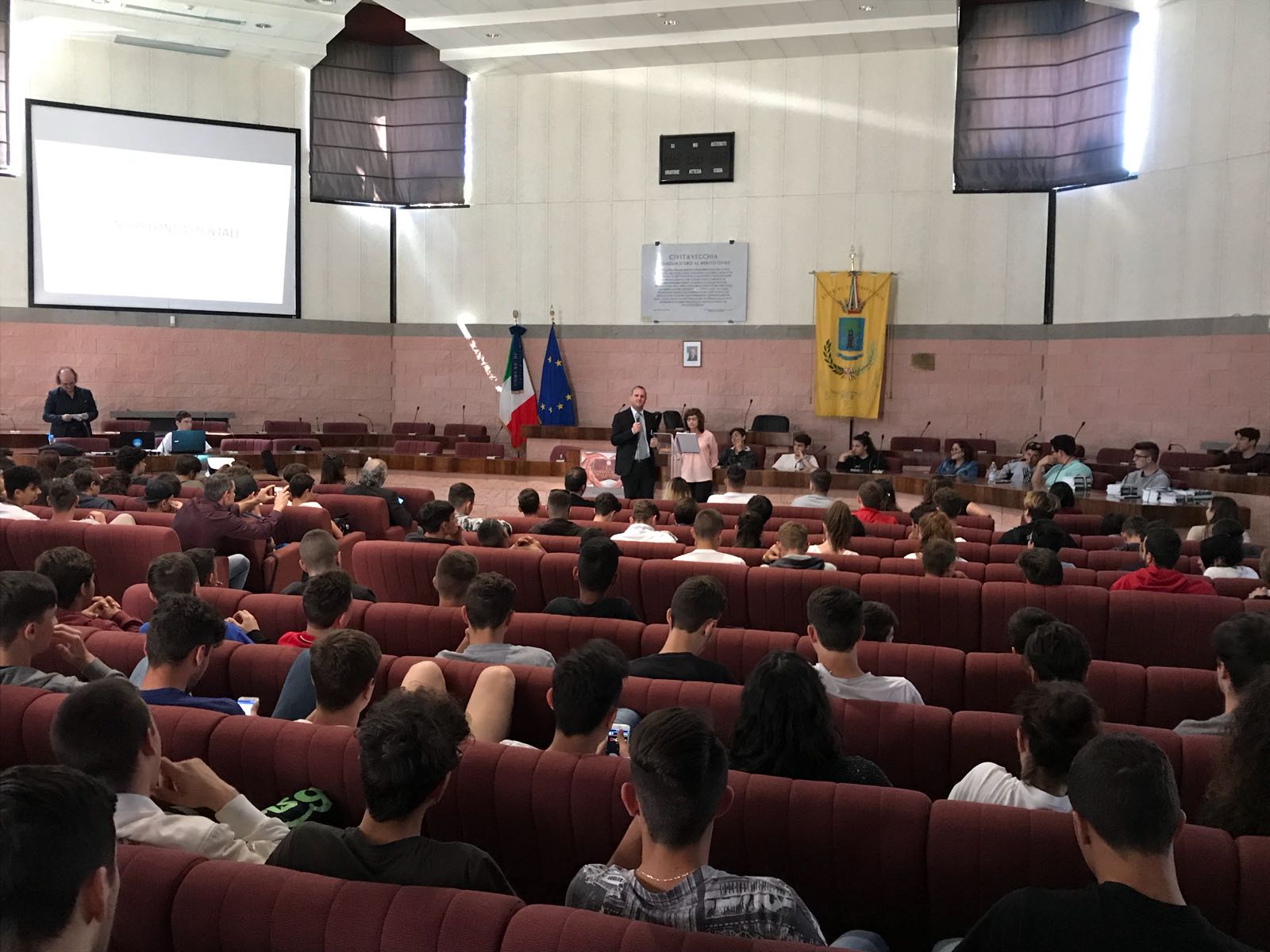 Grande interesse per "Silenzio, parla la Costituzione"