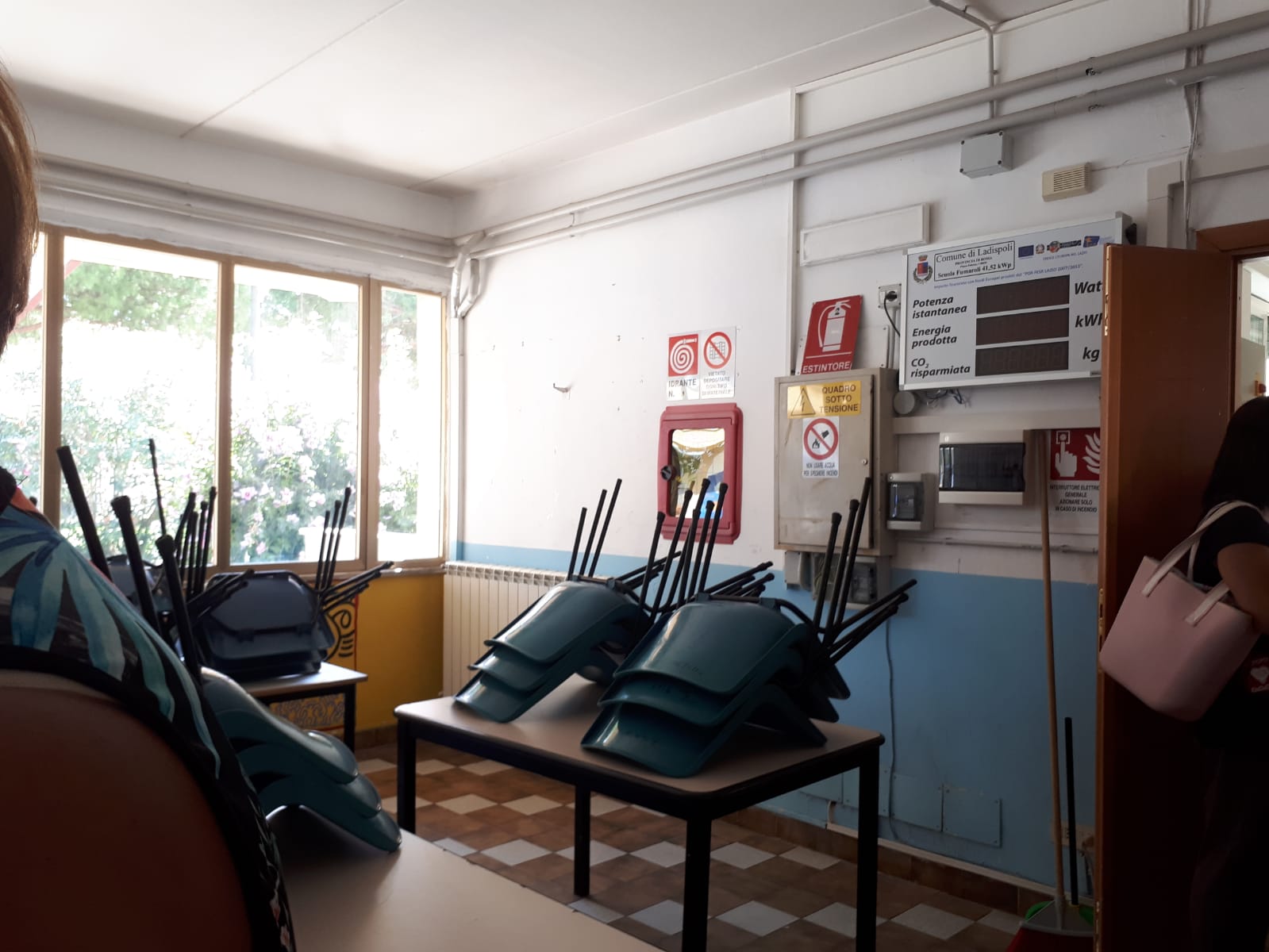 Mensa Corrado Melone. Ladispoli, genitori in protesta