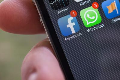 Tassa in arrivo su Whatsapp? Ecco la verit&agrave;