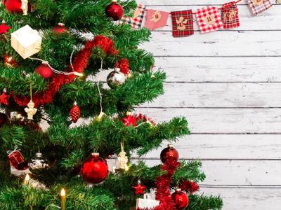 Sprechi di Natale? Soprattutto soldi e cibo