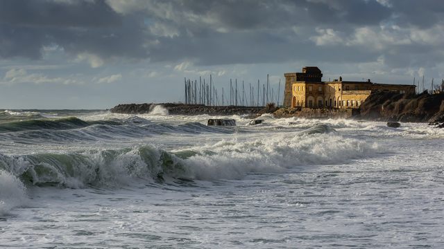La forza del mare (foto Marcello Tedeschi)