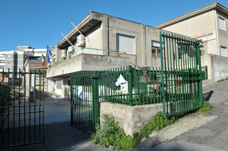 Aula al buio da una settimana: nessuno interviene