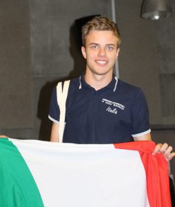 Massimiliano Foschi trionfa a Parigi