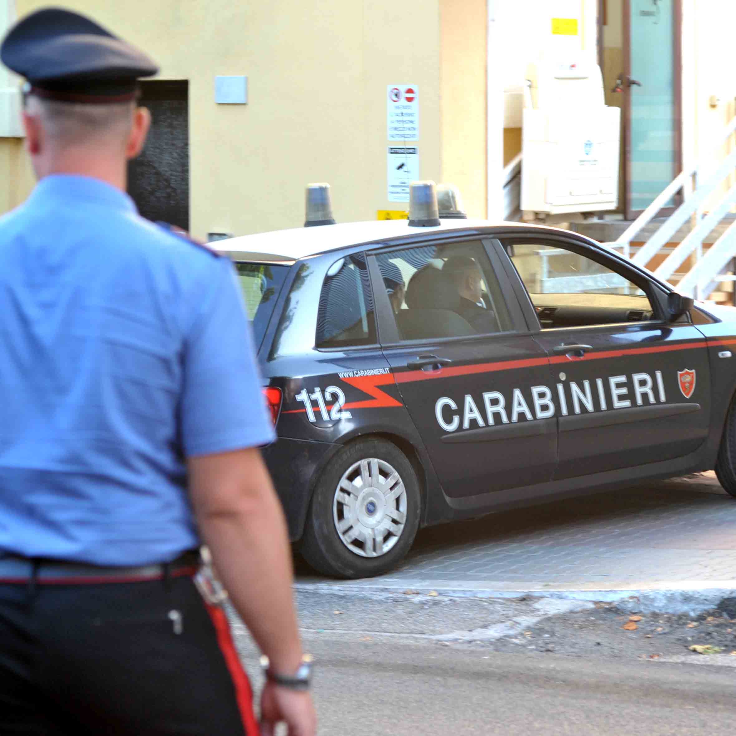 Maltrattamenti in famiglia ed estorsione: arrestato dai Carabinieri