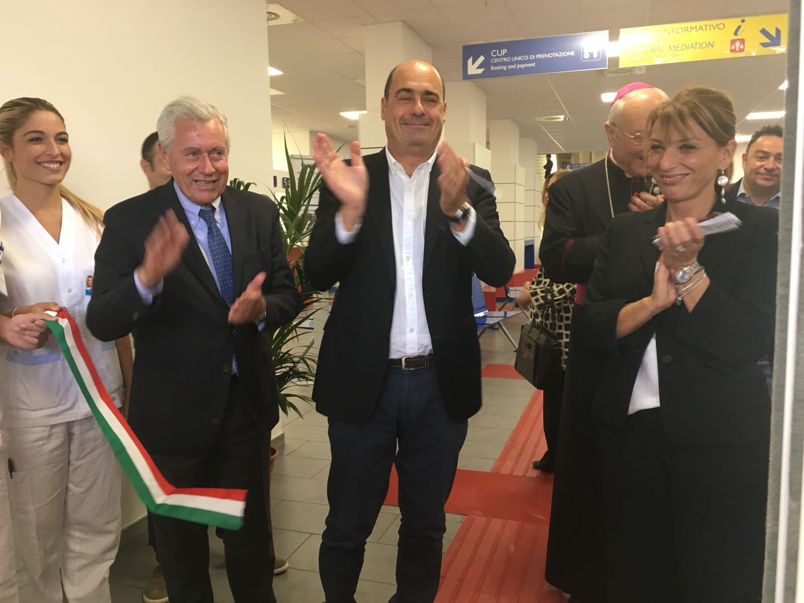 Nicola Zingaretti a Belcolle,  visita la nuova hall e il nuovo laboratorio di biologia molecolare