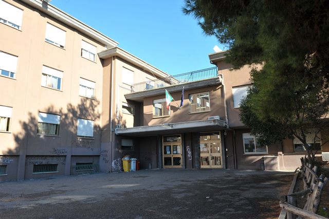 Scuole al freddo: riapre la Flavioni, ancora problemi a San Gordiano