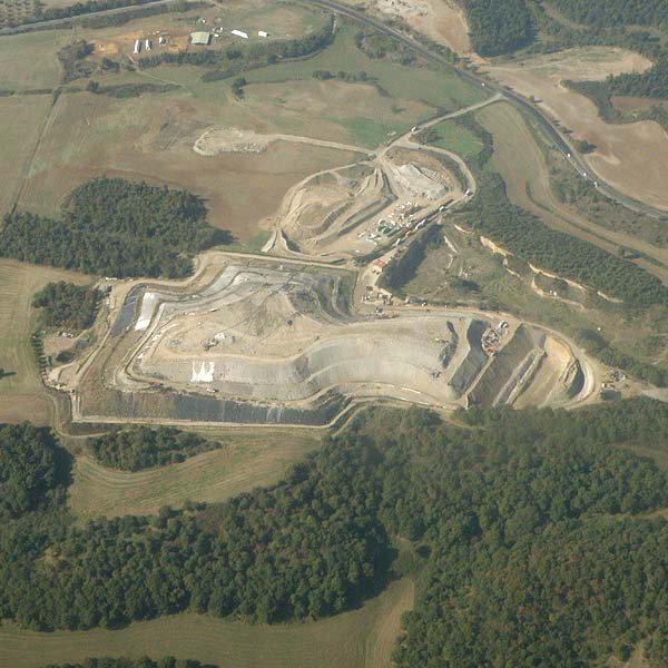 Rifiuti trattati di Roma, fronte comune dei comitati per il no a Cupinoro