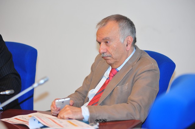 Saldi, Confcommercio: consumi ancora tiepidi