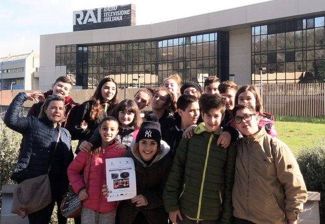 Studenti della media Giosu&egrave; Carducci in visita alla Rai