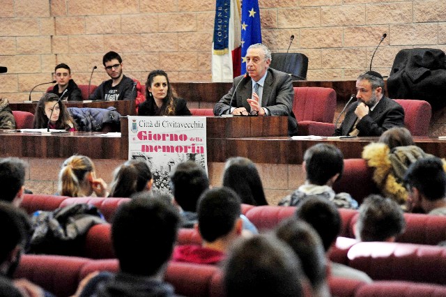 Memoria: aula Pucci gremita di studenti