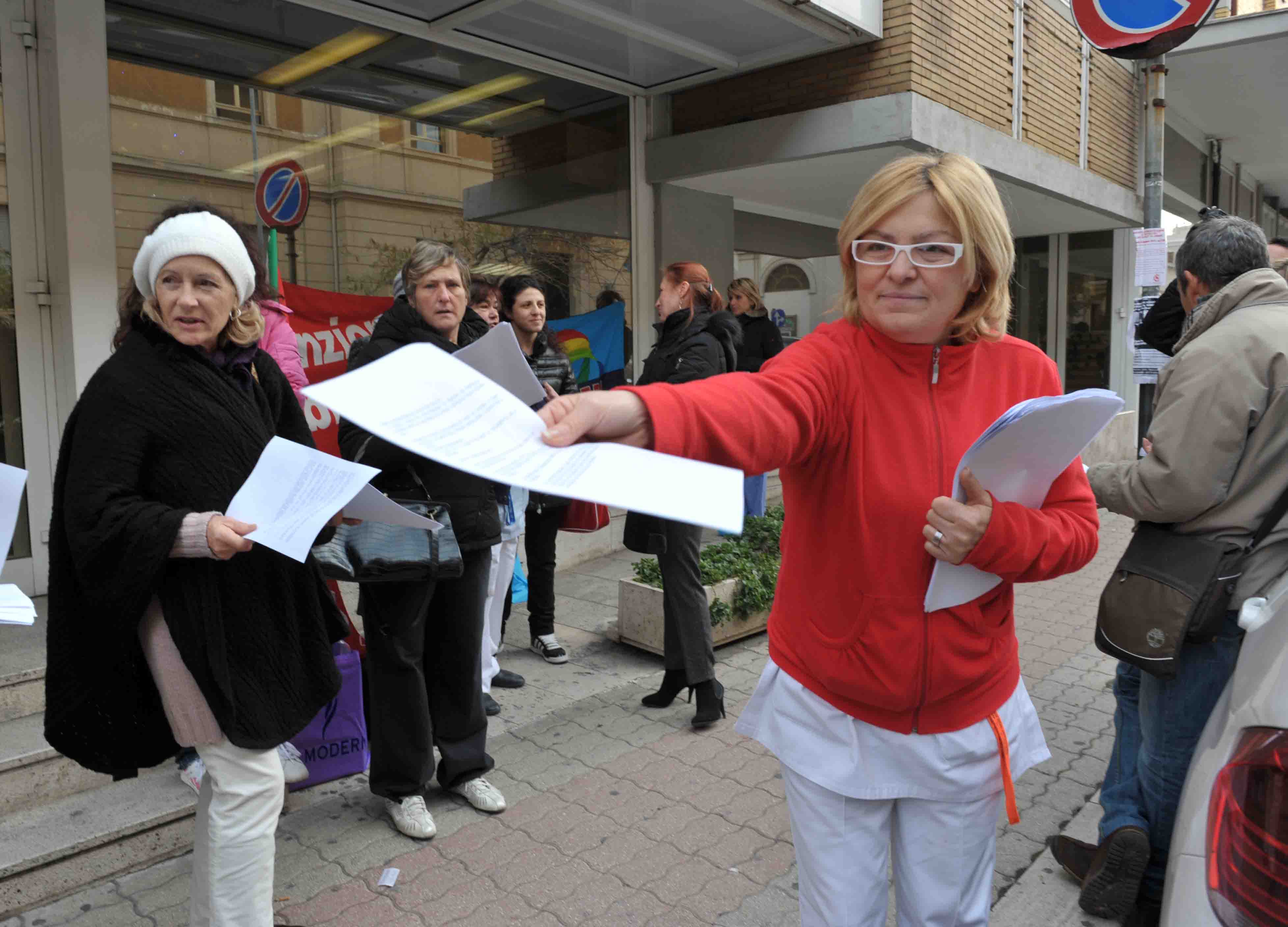 Siligato, dipendenti in protesta