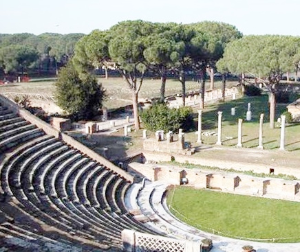 Vittorio Sgarbi in difesa di Ostia Antica