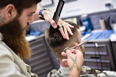 Scoperti i geni della calvizie, si studia il rimedio