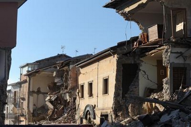 Terremoto, nuova scossa alle 13.26