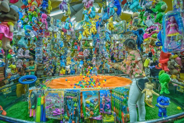 Prendi la pallina (foto Marcello Tedeschi)