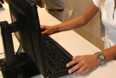 "Attenzione alla postura da strabismo"