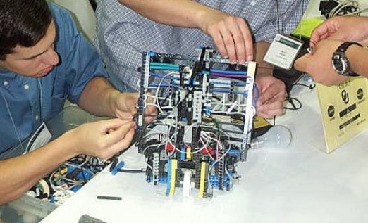 Il Marconi guarda al futuro e punta sulla robotica
