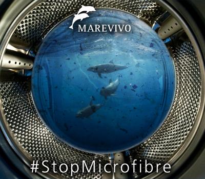 Microfibre, a ogni lavaggio milioni in mare