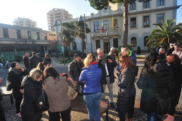 Ugl: "Una gara da sospendere"