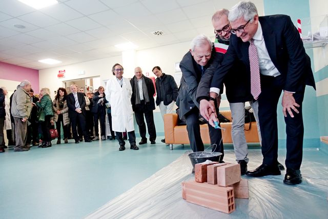 Prima pietra per il blocco parto