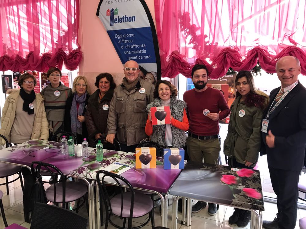 Telethon scalda i motori della raccolta