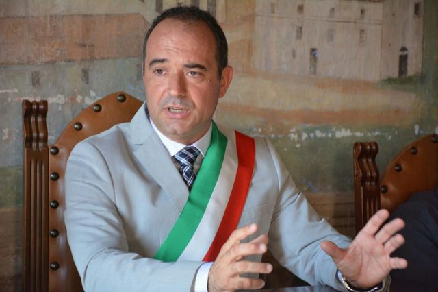 Riflessioni degli studenti con il sindaco Pasquini