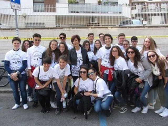 Gli studenti del Cardarelli presenti alla notte bianca della legalit&agrave;