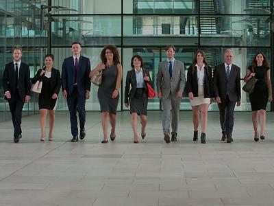 Vorwerk Folletto cerca 900 venditori a domicilio