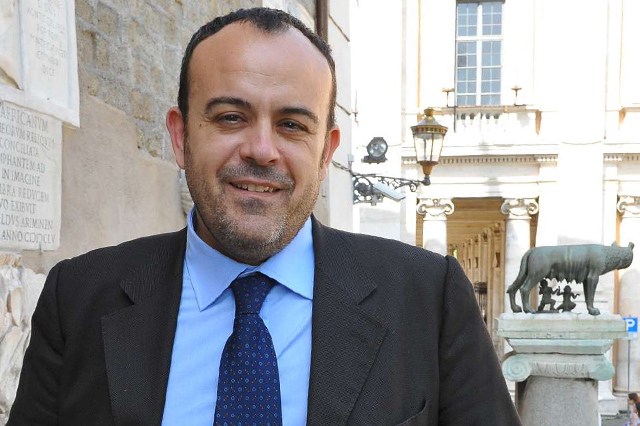 FI bacchetta Zingaretti e pensa al candidato